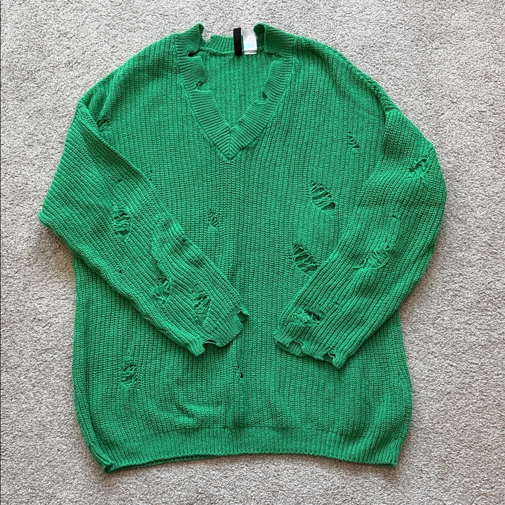 Divided Emerald V-Neck Sweater